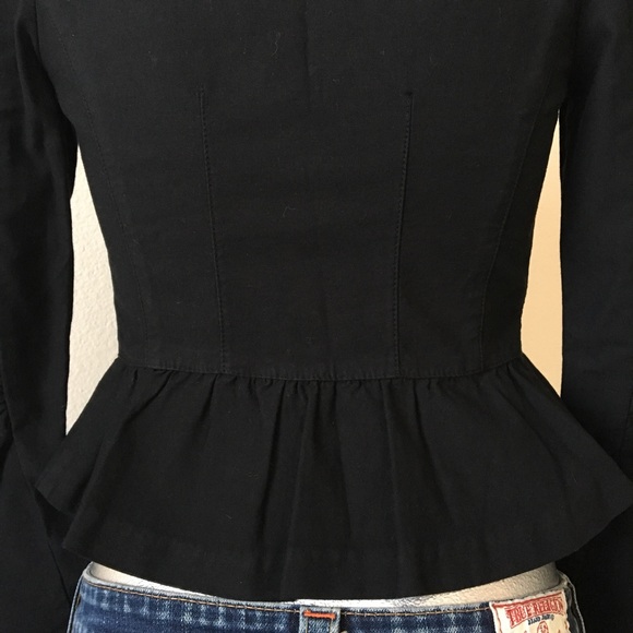 **SOLD** Black Guess Jean Blazer - Picture 6 of 8